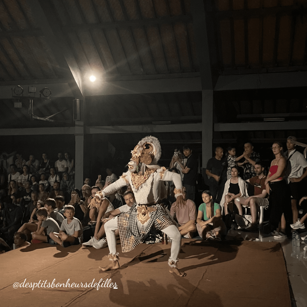 spectacle traditionnel Bali